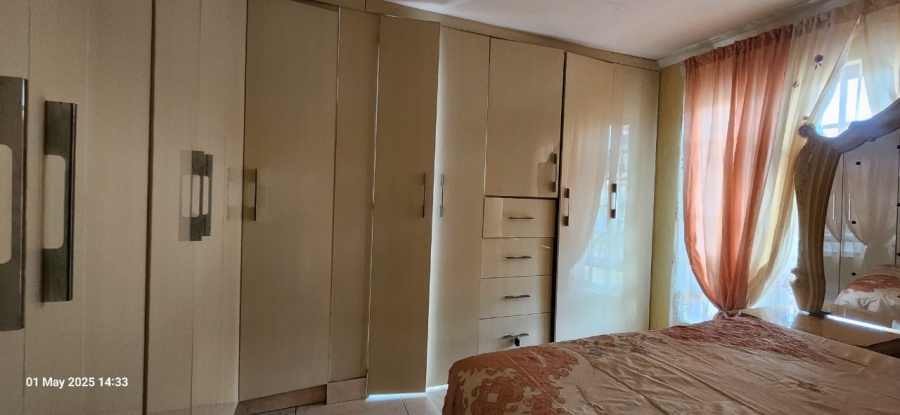 4 Bedroom Property for Sale in Tlhabane West North West